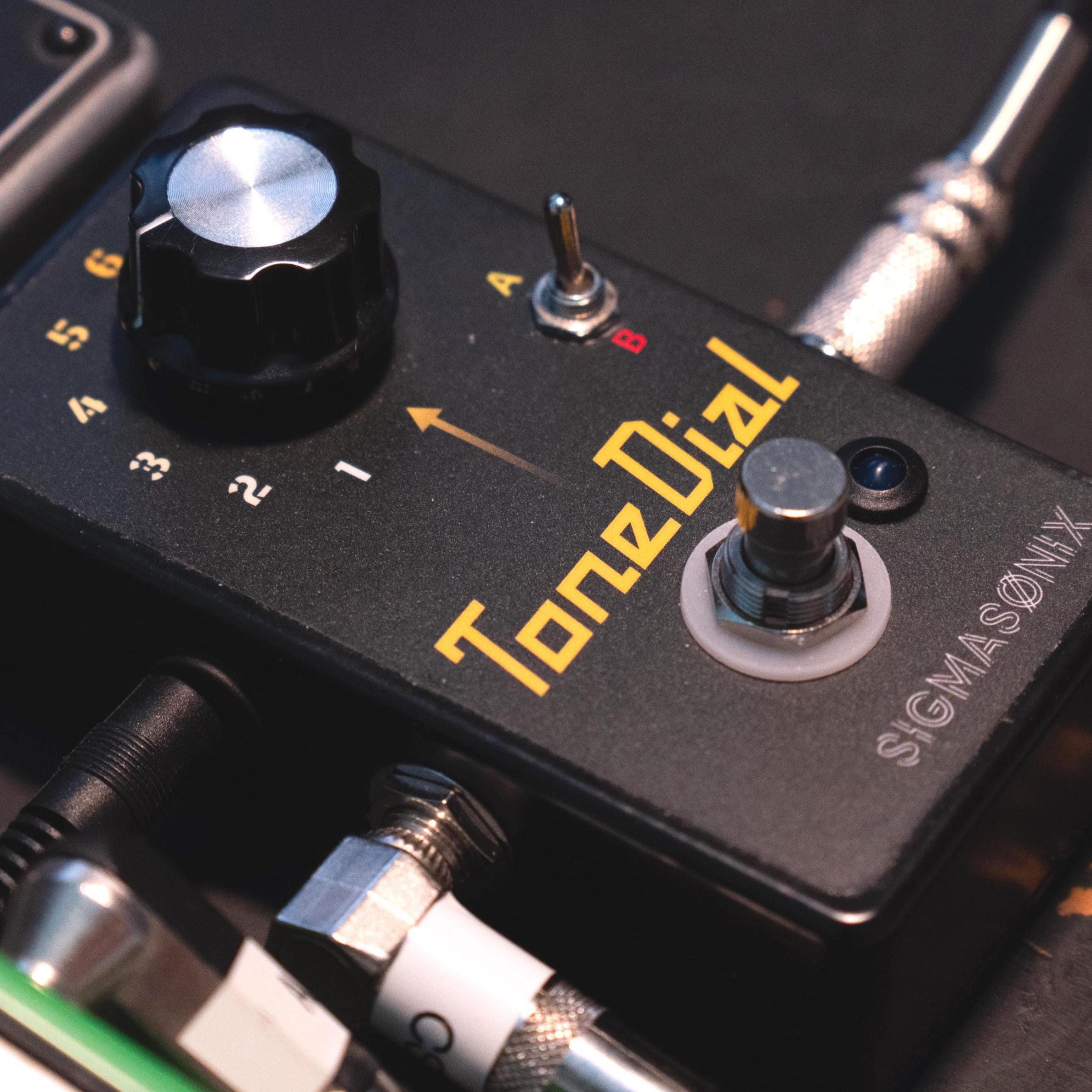 Tone Dial — 12-Position Passive Tone Selector Pedal